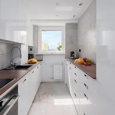 Lumina I 3-room With Balcony I Near Mall Arkadia Apartamento *