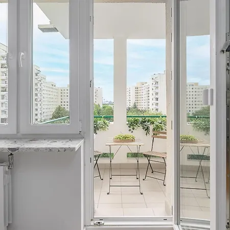 Lumina I 3-room With Balcony I Near Mall Arkadia Apartamento