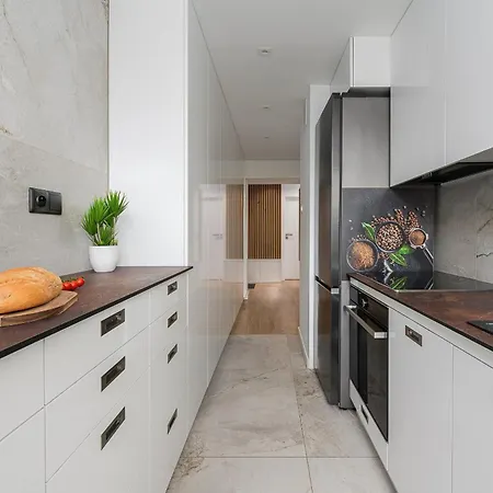 Lumina I 3-room With Balcony I Near Mall Arkadia Apartamento
